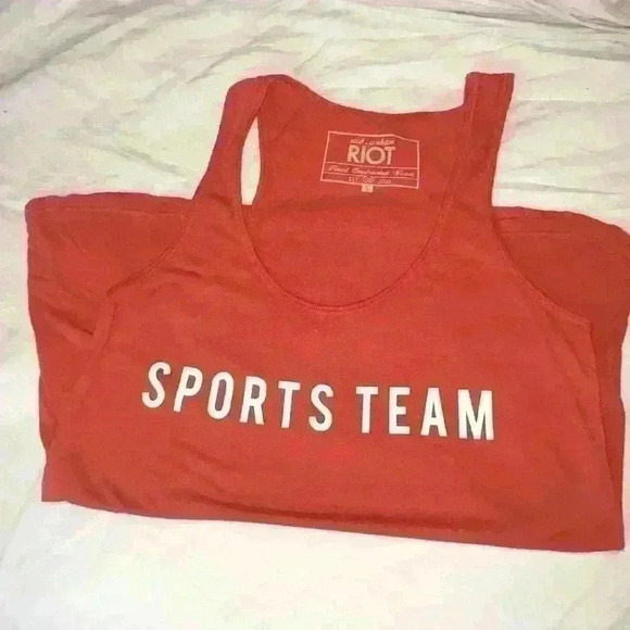 Sub Urban Riot Red Sports Team tank - Picture 2 of 7